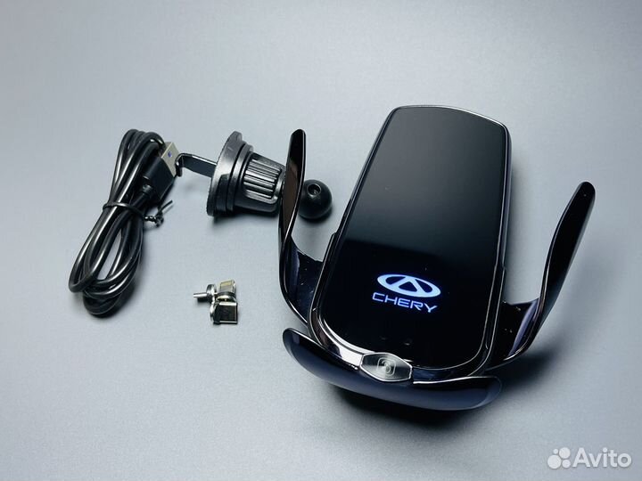 Держатель для телефона в машину Chery