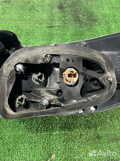 Фонарь задний левый для Mazda CX-7