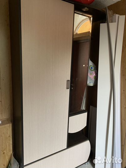 Шкаф в прихожую