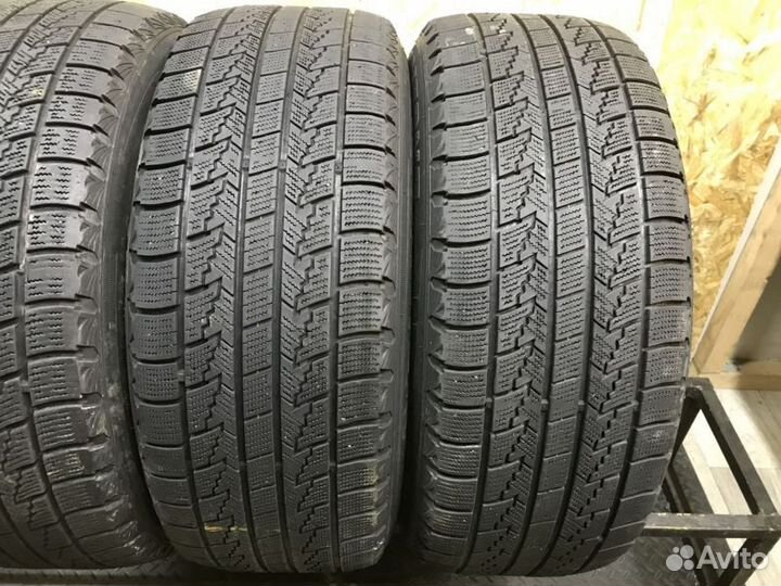 Roadstone Winguard Ice 235/60 R16 100Q