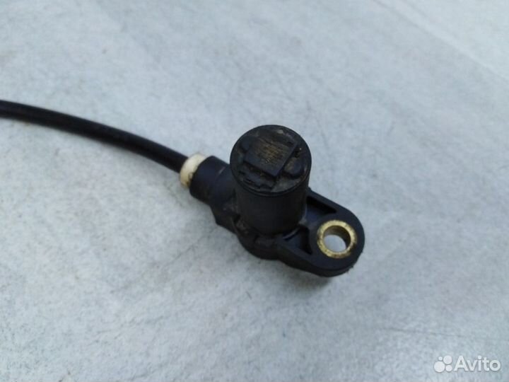 Датчик ABS передний Опель