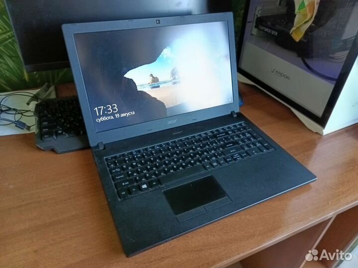 Acer TravelMate i3-8130U, geforse 130MX