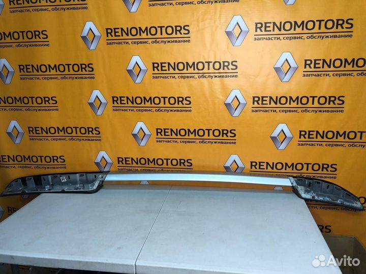 Рейлинг правый Nissan Terrano D10