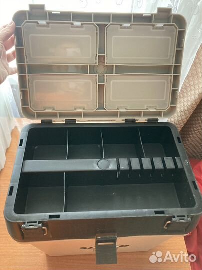 Рыболовный ящик