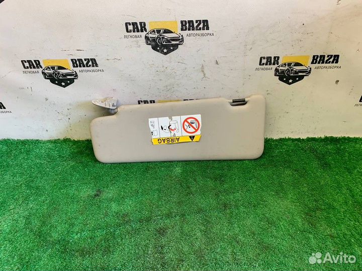 Козырек солнцезащитный правый R LADA Largus