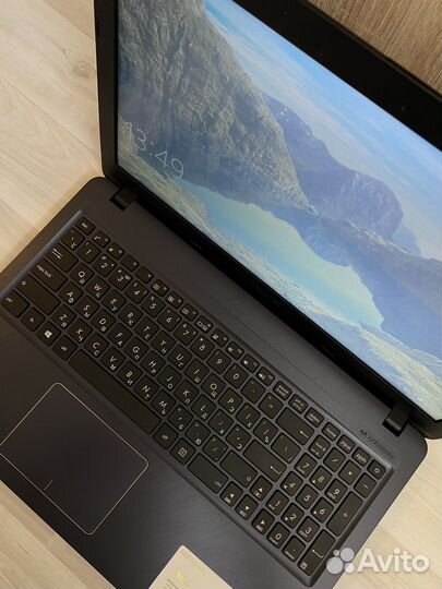 Ноутбук Asus x543u