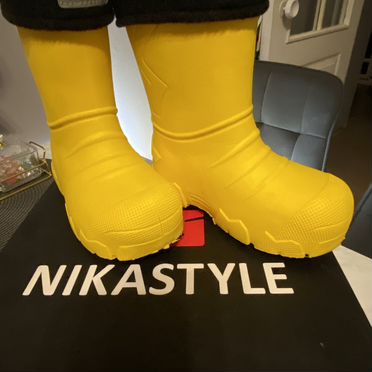 Детские резиновые сапоги 27 размер