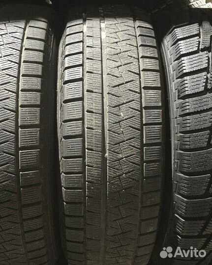 Pirelli Ice Asimmetrico 225/65 R17 106W