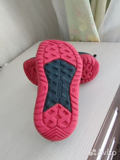 Кроссовки crocs детские