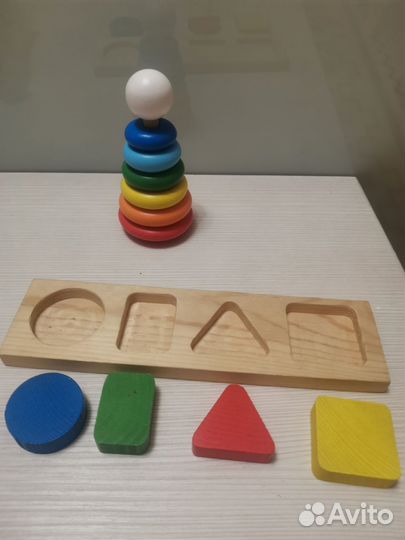 Томик вкладыши и пирамидка