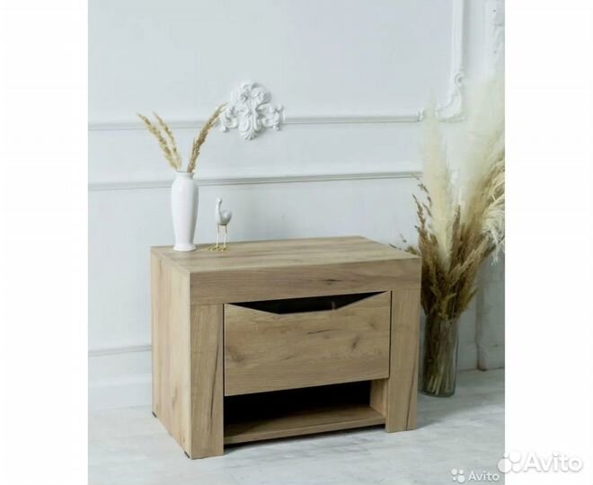 Тумбочки прикроватные, 2 шт