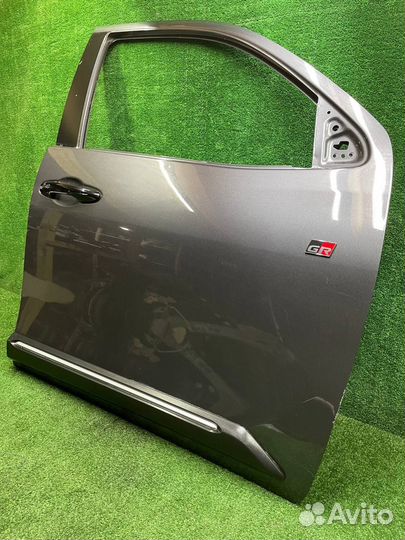 Передняя правая дверь toyota hilux 8 рестайлинг