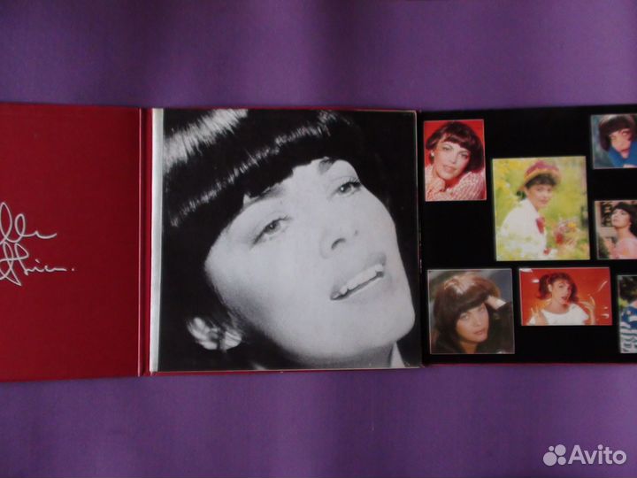 1- Mireille Mathieu. 2 - Elvis Presley