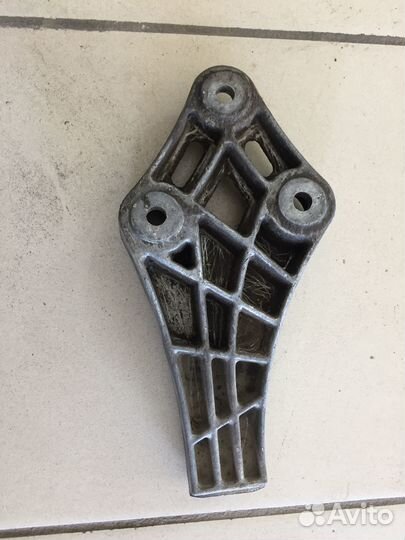 Кронштейн двс Opel Vectra A