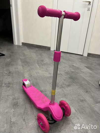 Самокат трехколесный детский