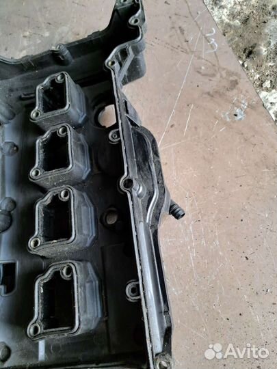 Клапанная крышка на Mercedes W203