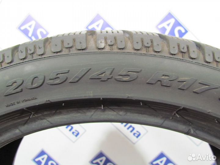 Pirelli Winter 210 SnowControl Serie II 205/45 R17 101K