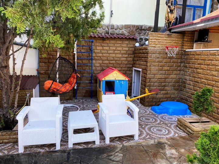 Комната 30 м², 1/3 эт.