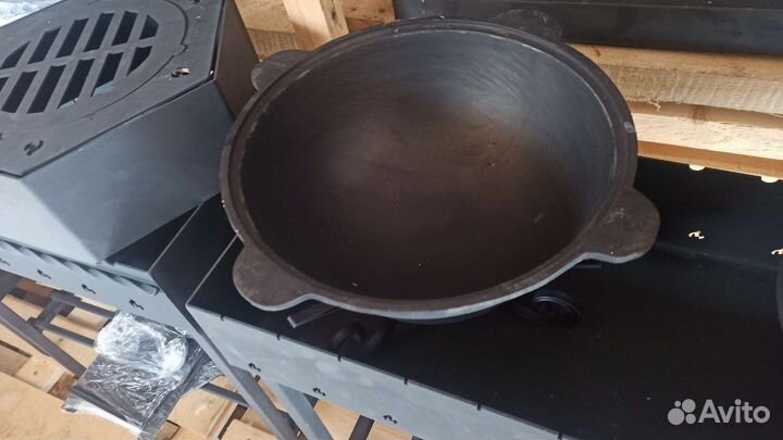Казан чугунный