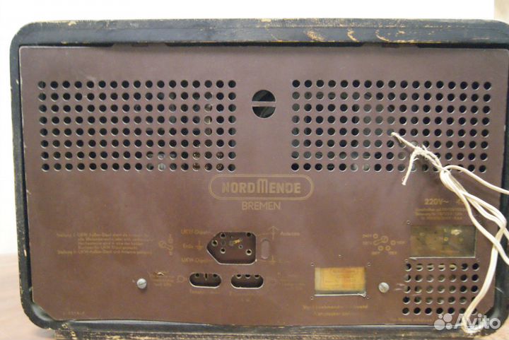 Ламповый приёмник Nordmende 250-9 8