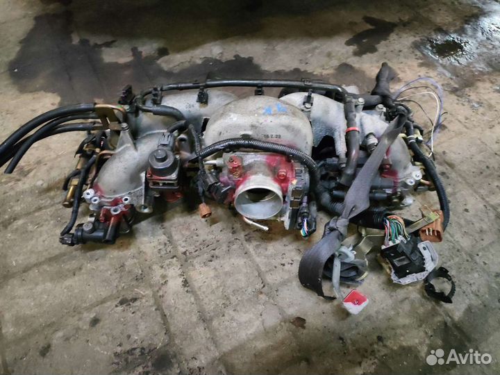 Коллектор впускной ej203