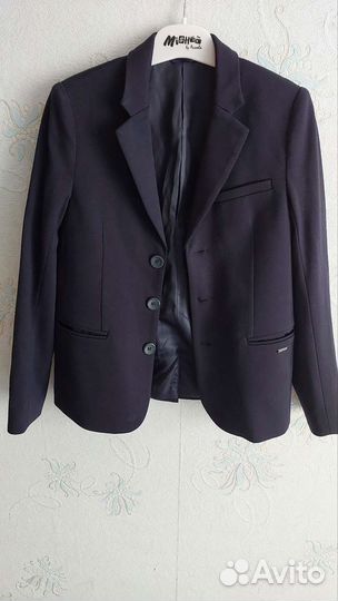 Продам пиджак для мальчика 134 рост