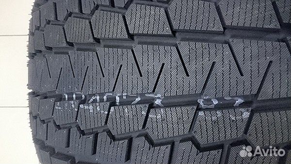 Yokohama Ice Guard G075 275/40 R22 107Q