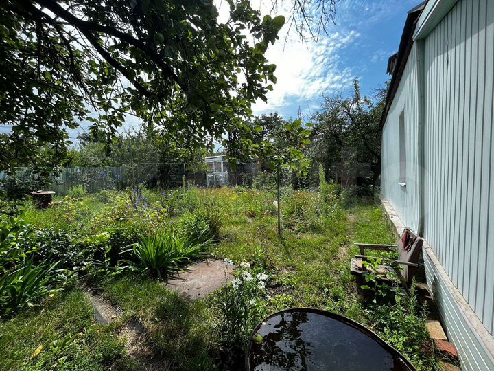 Дом 32 м² на участке 5 сот.