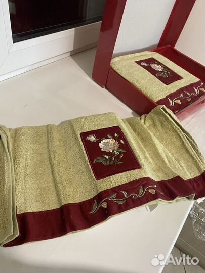 Набор полотенец новый