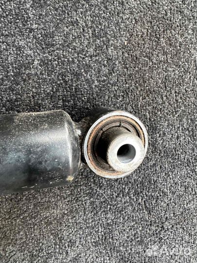 Амортизатор задний Audi Q7 4M