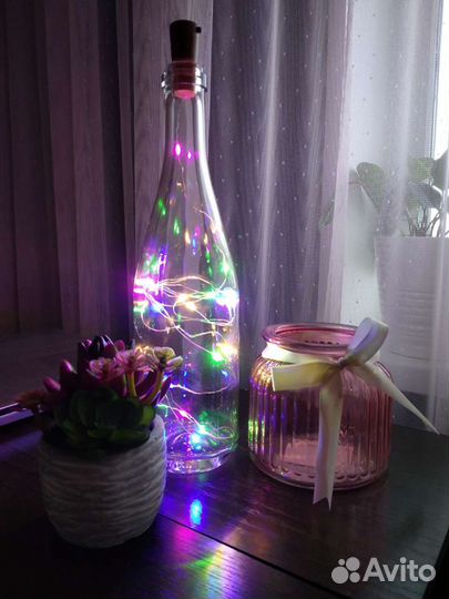 Декоративный интерьерный светильник