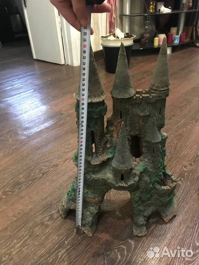 Замки для аквариума