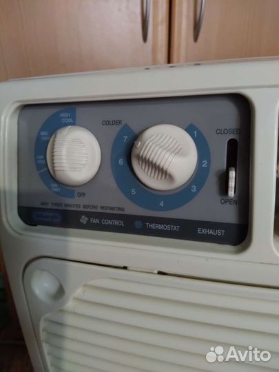 Кондиционер оконный,делонги'