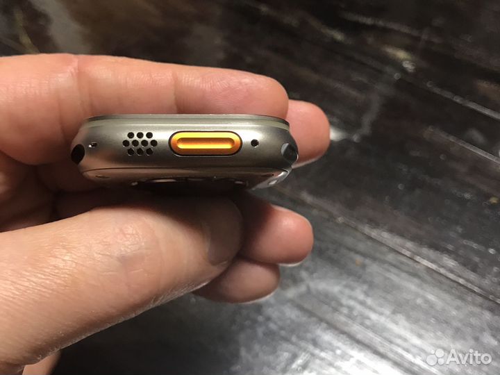 Apple Watch 8 Ultra GPS-Cellular titan 49mm