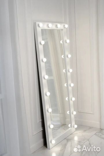 Зеркало гримёрное (макияжное)