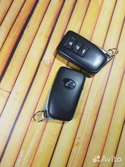 Ключ Lexus B53EA в новом стиле