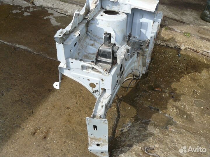 Четверть кузова правая для Nissan X-Trail T31 2008