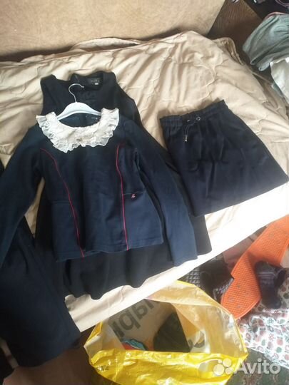 Школьные брюки, кофты, жилет, сарафан