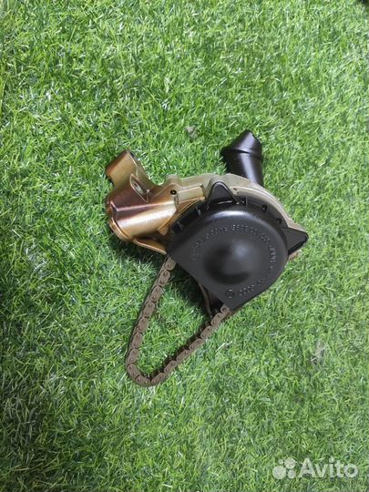 Насос масляный Skoda Octavia A5 1.4