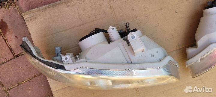 Фары nissan bluebird sylphy qg10