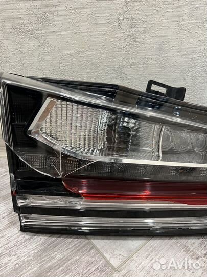Фонарь задний левый lexus rx4
