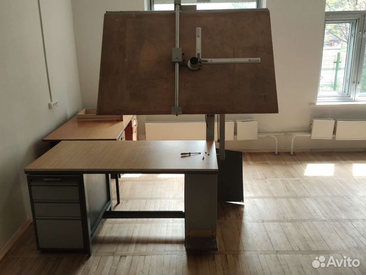 Кульман чертежный со столом пр-во Чехословакии