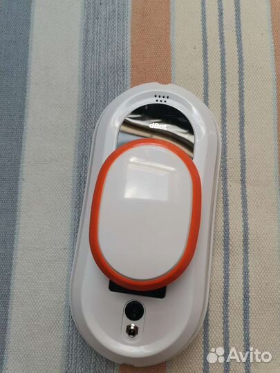 Робот-мойщик окон dBot W100