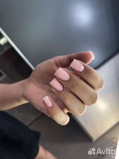 Модель на маникюр бесплатно