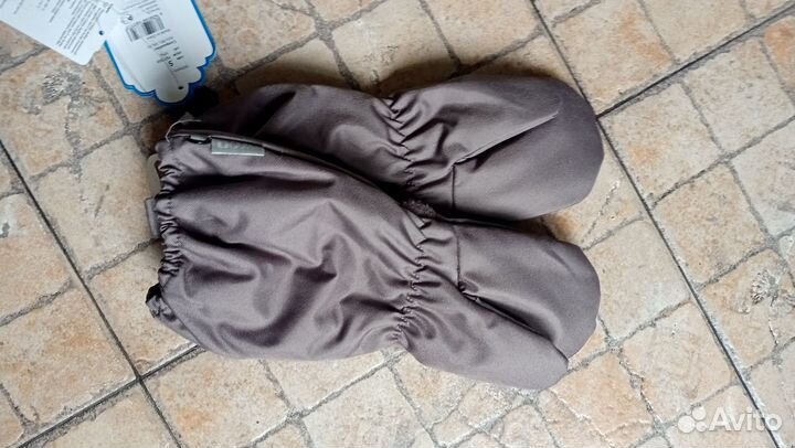 Новые варежки Lassie