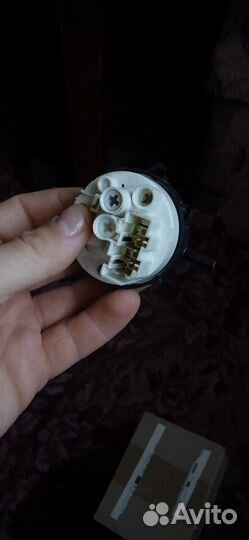 Датчик уровня воды (прессостат) дли стиралки