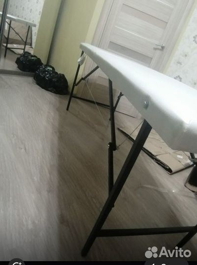 Массажная кушетка