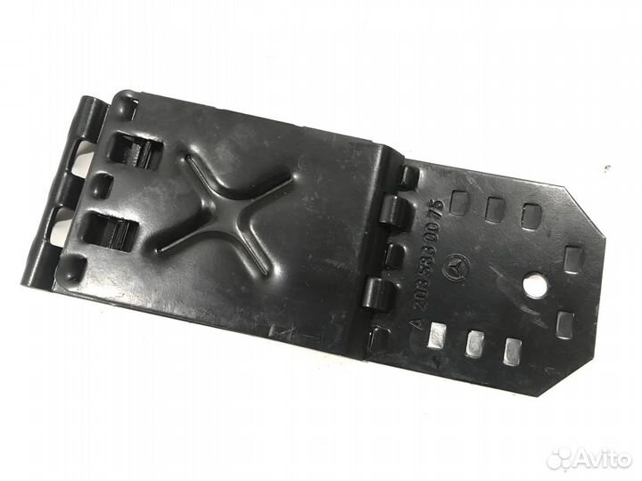 Упор противооткатный Mercedes C W203