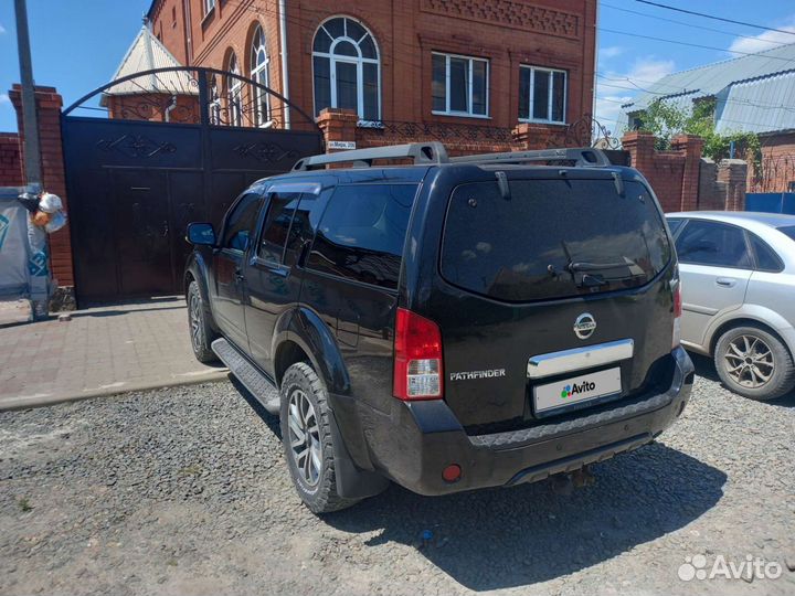 Nissan Pathfinder 2.5 AT, 2012, 219 000 км