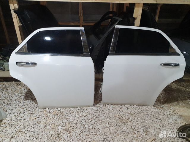 Дверь задняя Chrysler 300C Крайслер